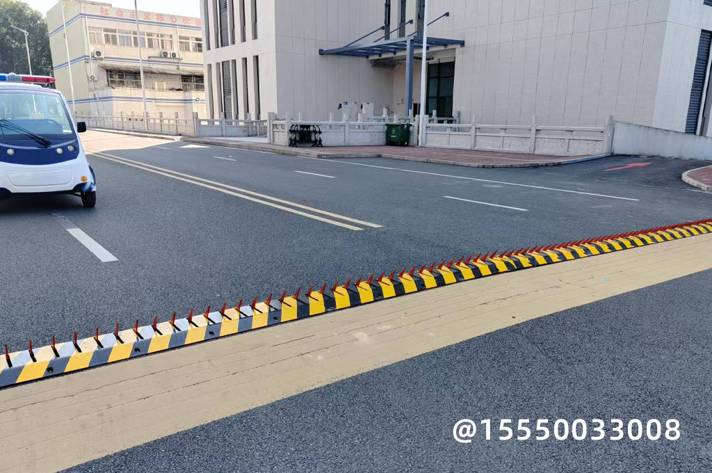 銀行預(yù)埋破胎器(圖1)